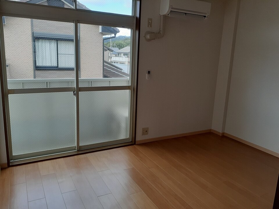 メゾンサンシャイン202